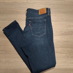 Levi's Women's Dark Blue Skinny Jeans Size 12